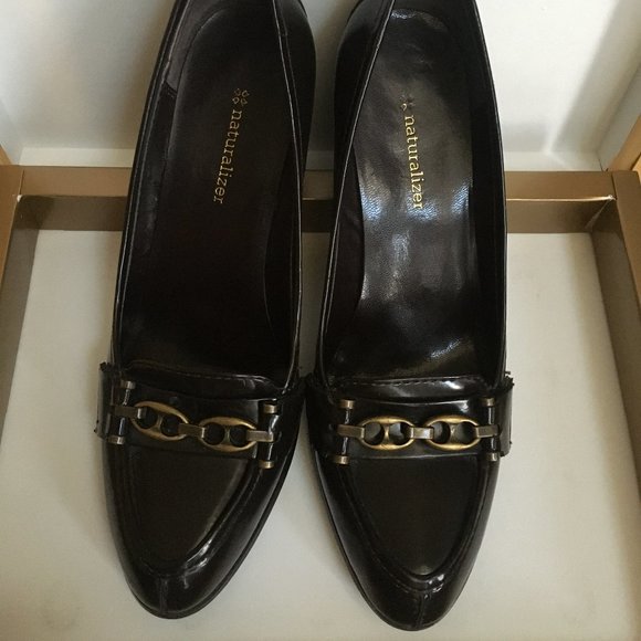 Classic Naturalizer Women's Heel - Picture 1 of 4